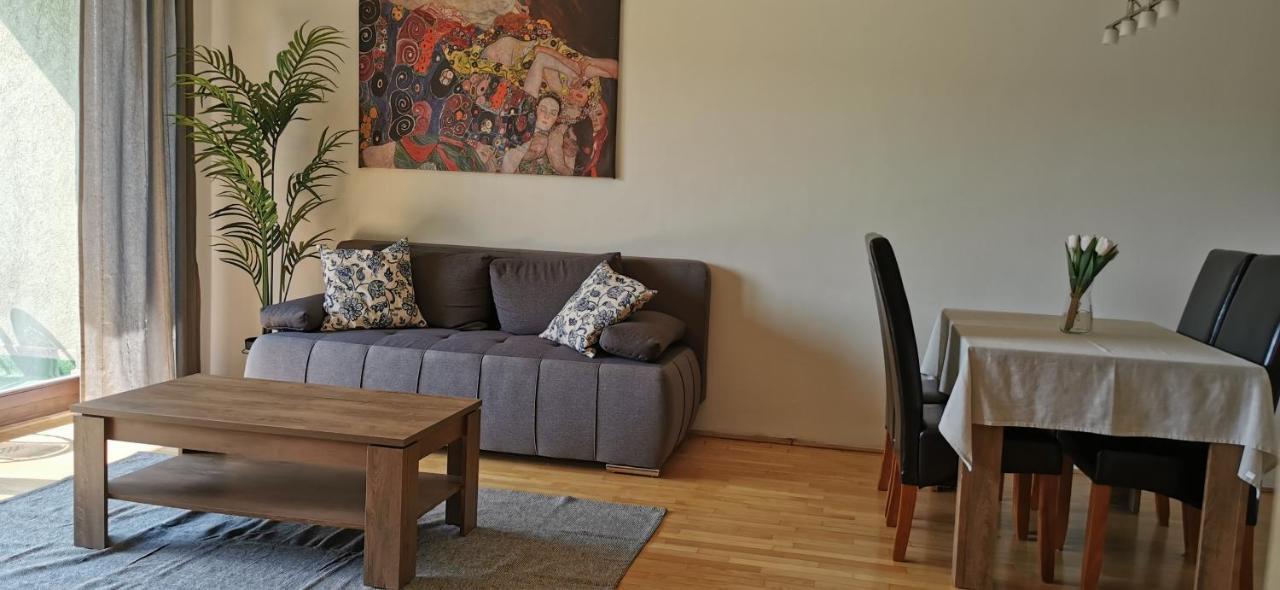 Kazinczy 52 B Apartment Boedapest Buitenkant foto