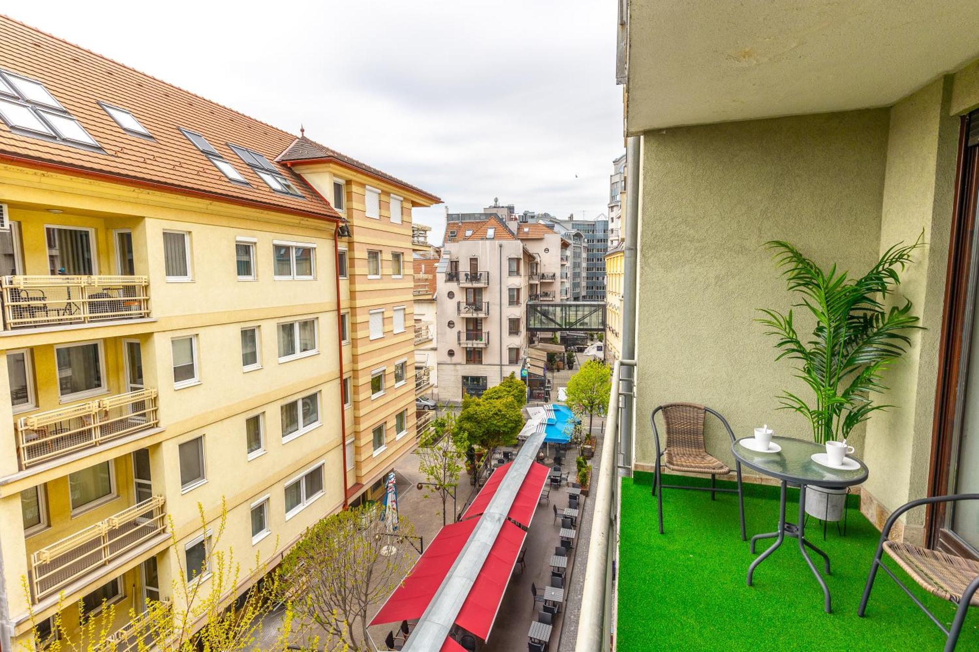 Kazinczy 52 B Apartment Boedapest Buitenkant foto